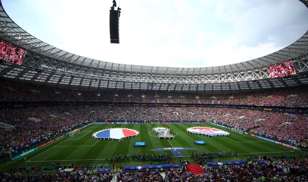 Na finálový zápas mezi Francií a Chorvatskem se Lužniki zaplnily do posledního místečka