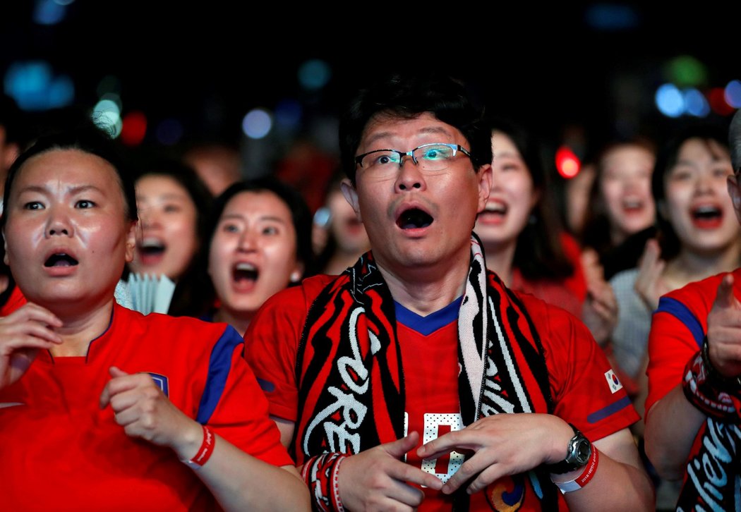 Korejští fanoušci nemohou uvěřit, že gól proti Německu platí