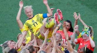 Švédky slaví třetí bronz z MS, Angličankám opět neuznali gól