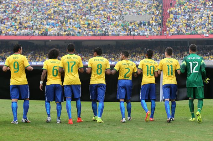 Na Brazilce při výhře pískali. Tohle nás nerozhodí, říká Scolari Na Brazilce při výhře pískali. Tohle nás nerozhodí, říká Scolari