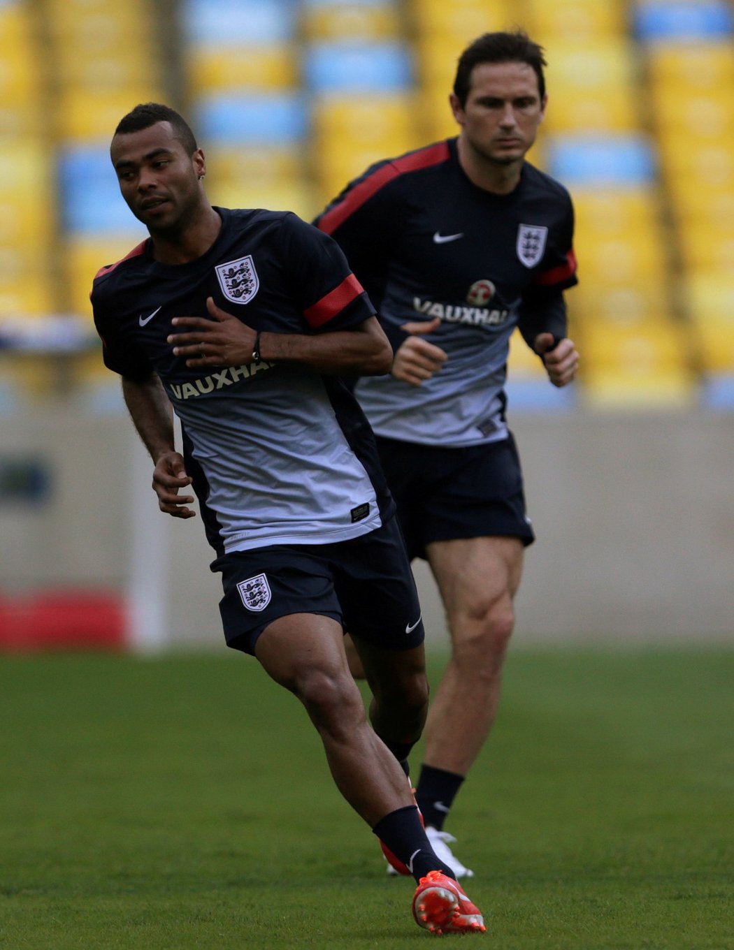 Ashley Cole a Frank Lampard dlouhé roky váleli společně i za anglickou reprezentaci