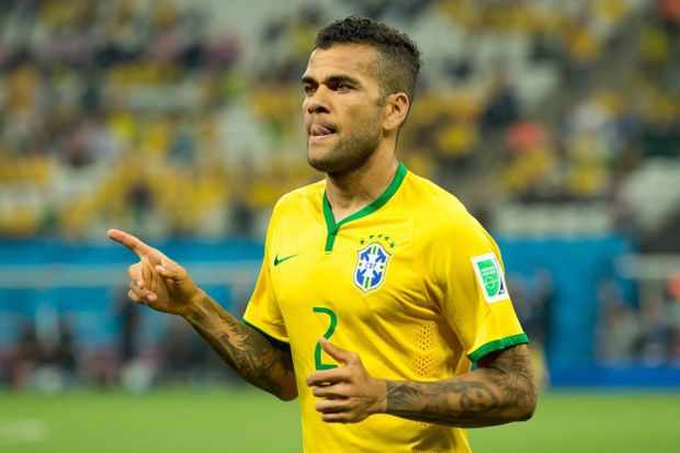 Dani Alves (Brazílie) Dani Alves (Brazílie)