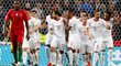Švýcarští fotbalisté se radují z vyrovnávající branky na 1:1, kterou z pokutového kopu vstřelil obránce Ricardo Rodríguez