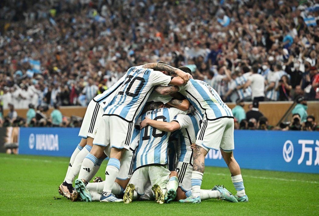 Do vedení 2:0 poslal Argentinu po parádní akci Ángel Di María