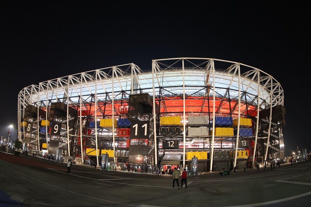 Unikátní katarský stadion nabízí v noci úžasný pohled