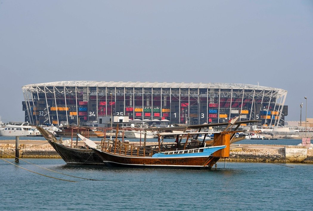 Stadium 974 leží v přímé blízkosti přístavu v katarském Dauhá