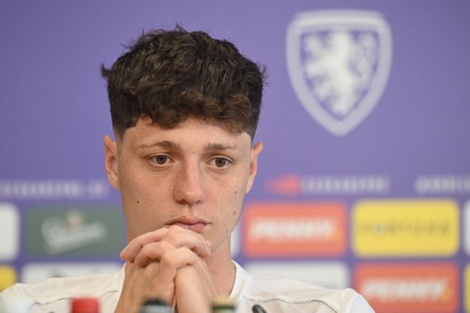MS ve fotbale ONLINE: Krejčí promluvil o Chorého situaci ve Slavii. Kdo je největší favorit? MS ve fotbale ONLINE: Krejčí promluvil o Chorého situaci ve Slavii. Kdo je největší favorit?