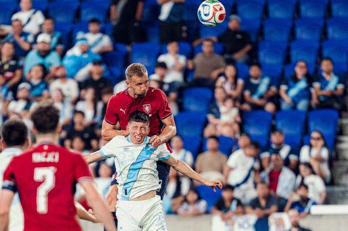 Nečekané české otazníky v obraně: rychlost, stabilita a jistota. Holeš jako řešení? Nečekané české otazníky v obraně: rychlost, stabilita a jistota. Holeš jako řešení?