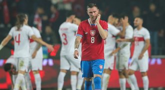 Turecko - Česko 2:1. Prohra na závěr roku. Pálil Černý, rozhodl Calhanoglu