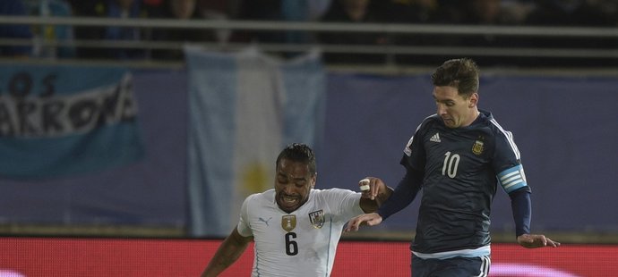 Álvaro Pereira si za uruguayskou reprezentaci zahrál i proti Lionelu Messimu