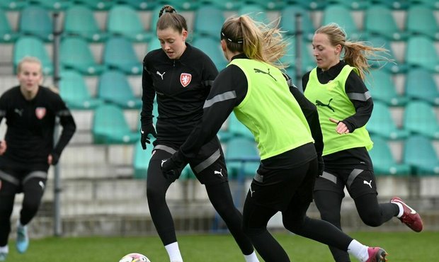 Bez kapitánky i hvězdy. Fotbalistky čeká příprava na start Ligy národů