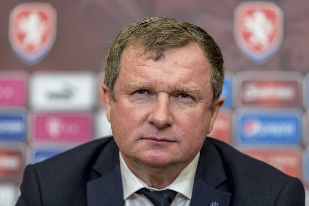 Pavel Vrba představuje širší nominaci českých fotbalistů na EURO