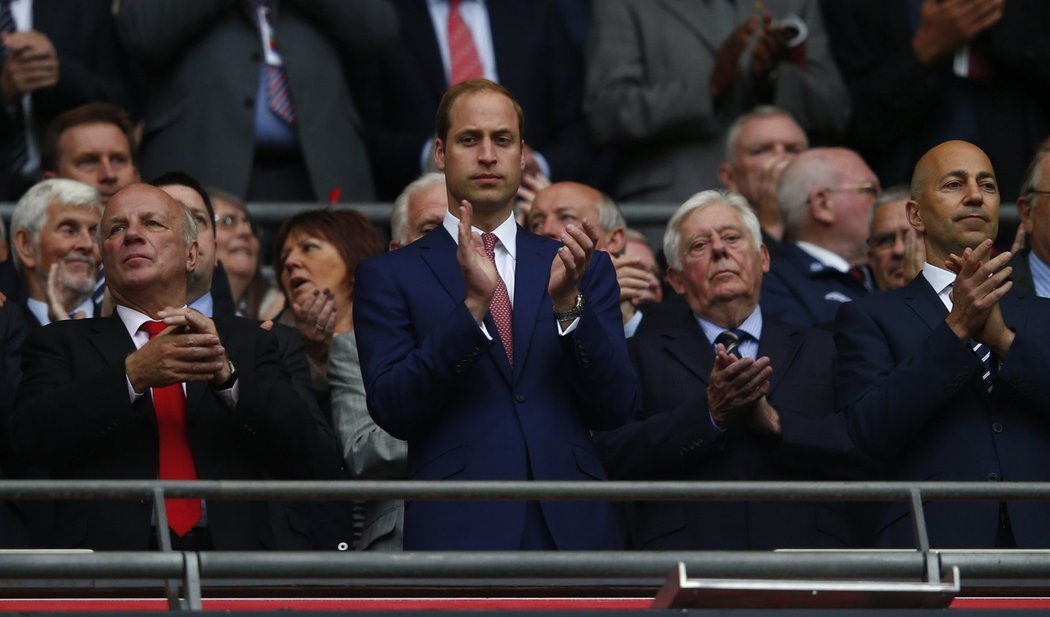 Britský princ William ve Wembley na zápase Anglie s Peru