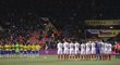 Minutový potlesk pro o Vánocích zesnulého Jozefa Adamce před zápasem Česko - Brazílie
