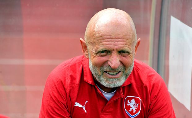 Český trenér Karel Jarolím mohl být po výhře nad Nigérií spokojený Český trenér Karel Jarolím mohl být po výhře nad Nigérií spokojený