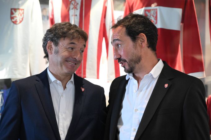 Miliony pro španělské trenéry: Doba se posouvá dopředu, říká Trunda. Kde FAČR sežene peníze? Miliony pro španělské trenéry: Doba se posouvá dopředu, říká Trunda. Kde FAČR sežene peníze?
