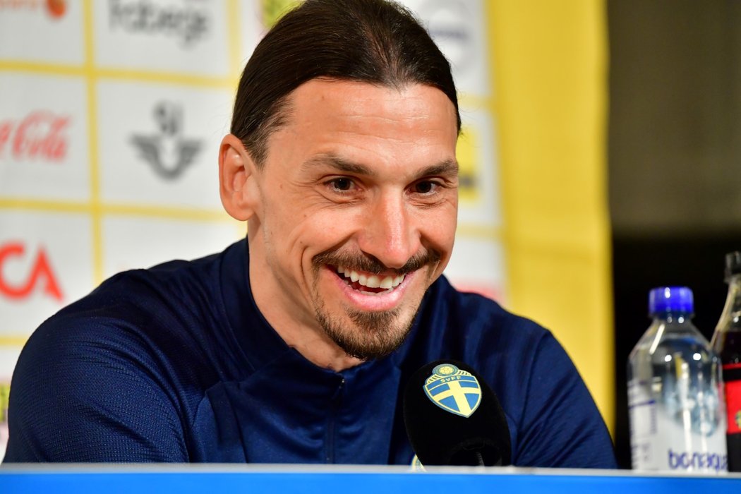 Emotivní tisková konference, Ibrahimovic se smál i brečel