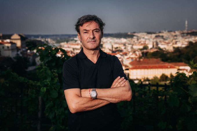 Potvrzeno! Santi Denia je trenérem reprezentace. Velká čest, prohlásil kouč Potvrzeno! Santi Denia je trenérem reprezentace. Velká čest, prohlásil kouč