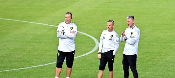 Trenérský tým, zleva Tomáš Galásek, Jiří Chytrý a hlavní kouč Jaroslav Šilhavý