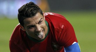 Uražený Ronaldo zvažuje bojkot předávání Zlatého míče, FIFA ho štve