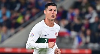 Ronaldo v Praze: milý chlapík odvedle. Penaltu řešil i se Součkem