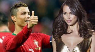 Konečně! Hvězdný Ronaldo a krásná modelka Irina Šajková do toho praští!