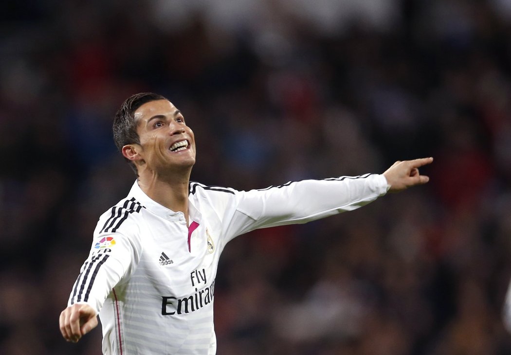 Cristiano Ronaldo po jedné z mnoha branek v dresu Realu Madrid