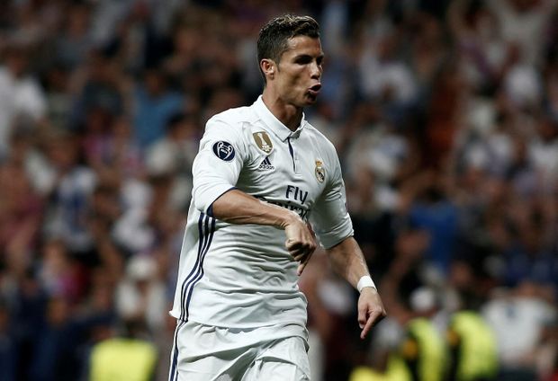 Cristiano Ronaldo v dresu Realu Madrid Cristiano Ronaldo v dresu Realu Madrid