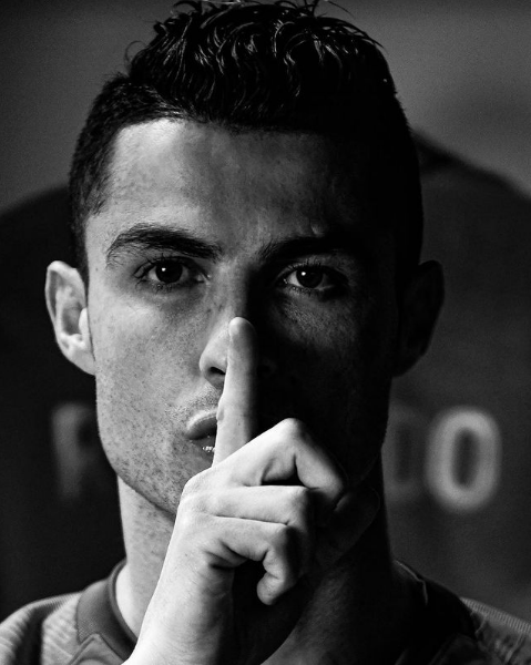 Už mlčte, vzkázal Ronaldo na Instagramu