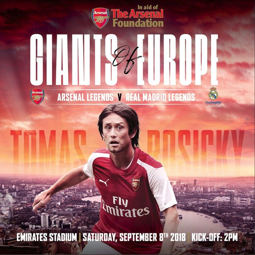 Plakát lákající na souboj legend Arsenalu a Realu, vévodí mu český záložník Tomáš Rosický