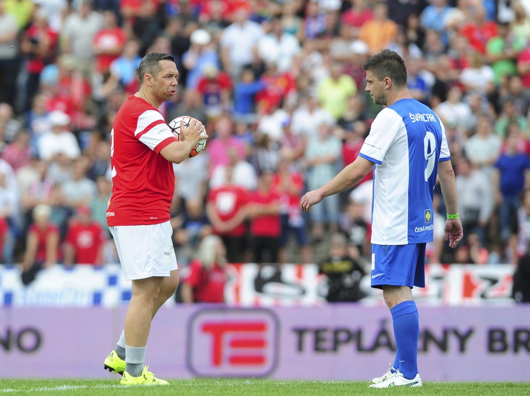 Milan Pacanda v rozpravě s Pavlem Horváthem na rozlučce Petra Švancary