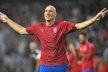 Jan Koller proti výběru hvězd řádil! Dva góly dal a byl nebezpečný