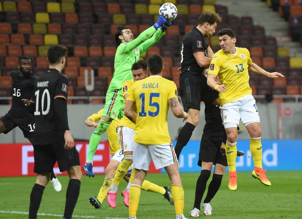 Sparťan Florin Nita čaroval v brance Rumunska v utkání kvalifikace o postup na MS 2022 proti Německu. Přestože jeho tým padl 0:1, vysloužil si chválu