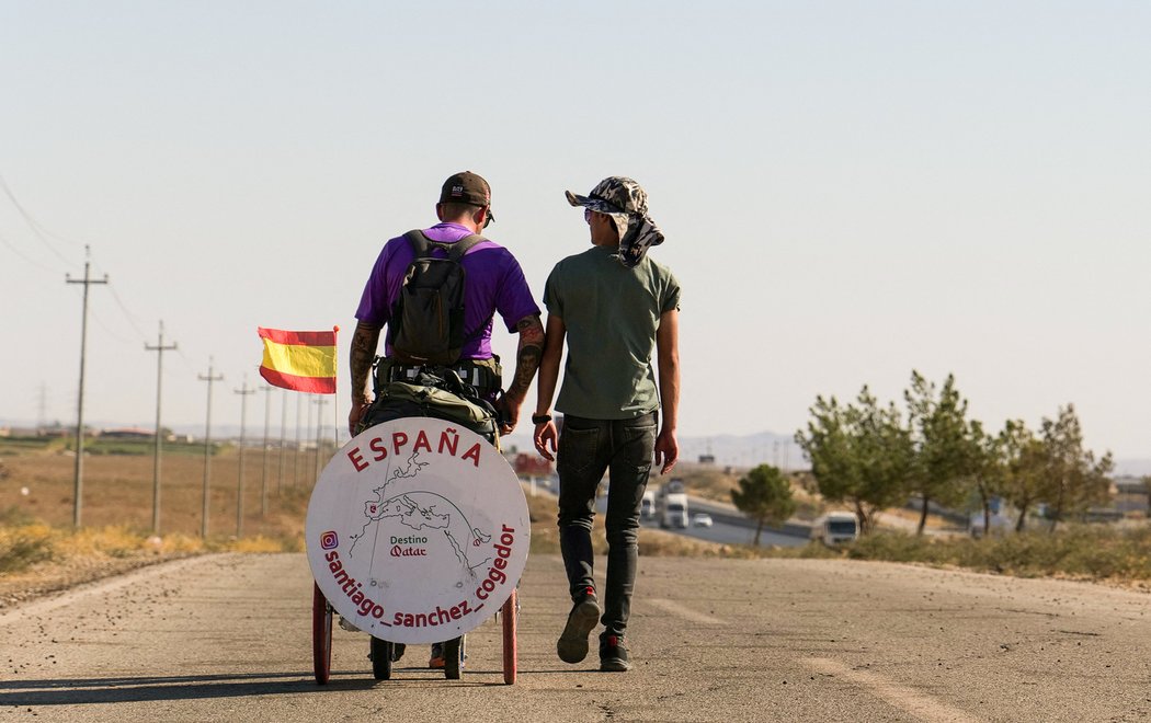 Španělský fanoušek Santiago Sánchez na cestě do Kataru zmizel v Íránu