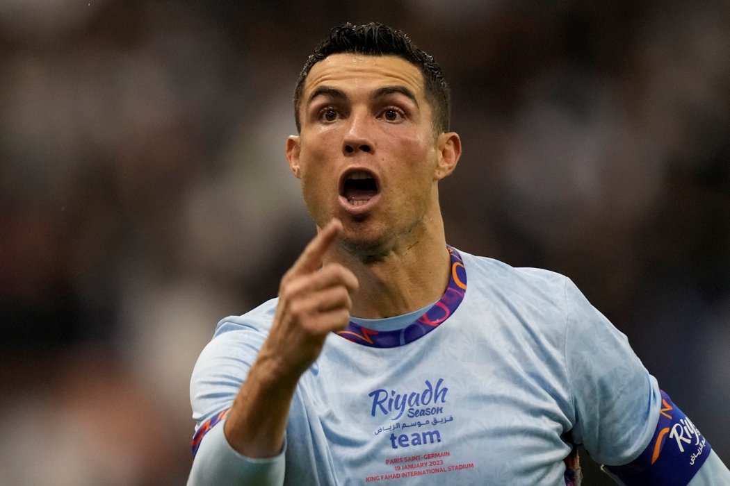 Cristiano Ronaldo slaví gól proti PSG