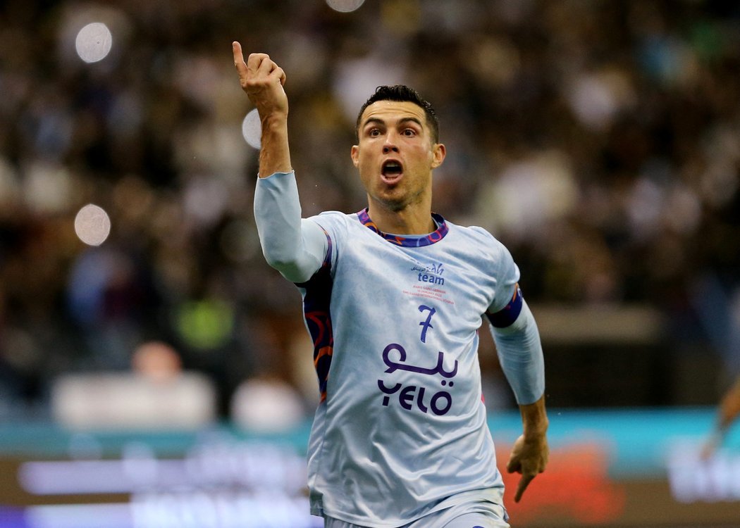 Cristiano Ronaldo slaví gól proti PSG