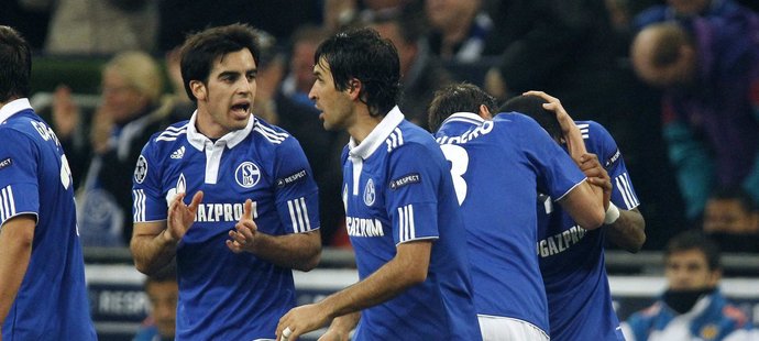 Předčasně ukončený zápas přinesl body Schalke (archivní foto)