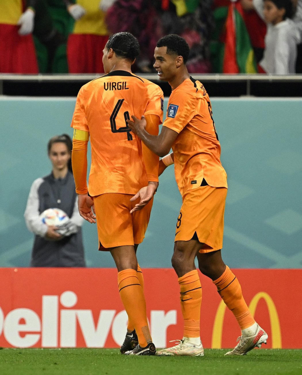 Nizozemsko hraje na MS se Senegalem. Oranjes se ujali vedení