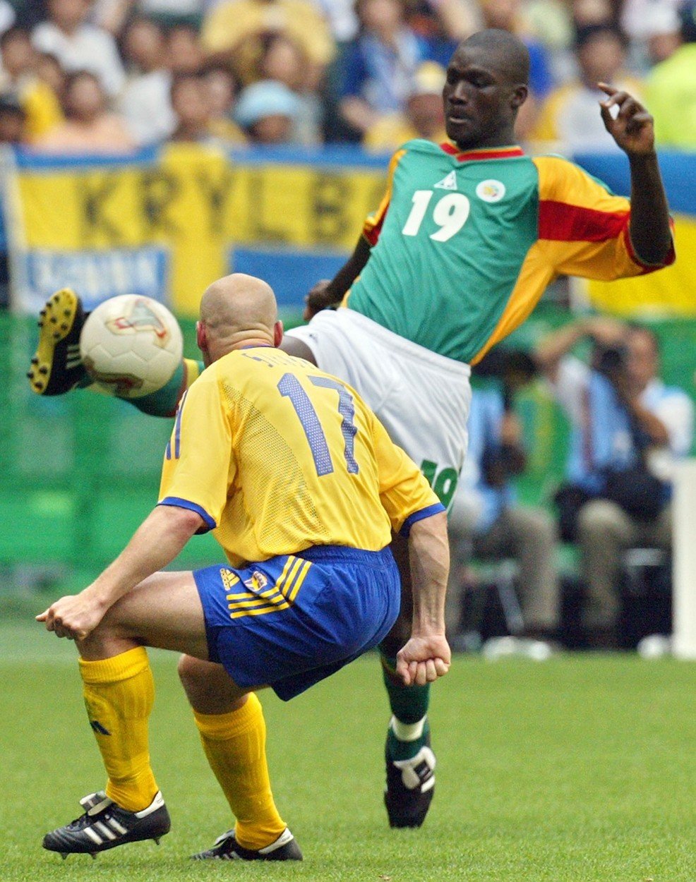 Ve věku 42 let zemřel bývalý senegalský fotbalista Papa Bouba Diop