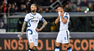 Zima při přestřelce s Atalantou zavinil penaltu, Inter ztratil v boji o titul