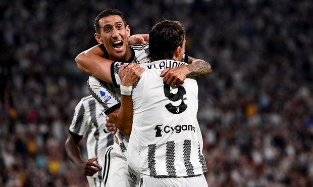 Juventus smetl Sassuolo, prosadil se i Di María. Verona - Neapol 2:5