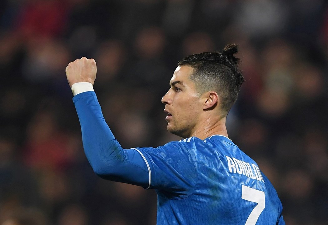 Cristiano Ronaldo skóroval ve svém tisícím zápase v dospělém fotbale