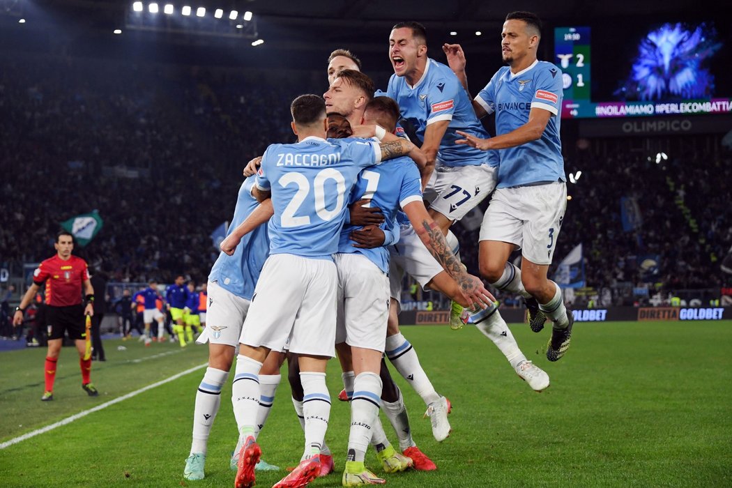 Lazio zvládlo šlágr 8. kola série A, Inter přehrálo 3:1