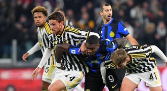 AS Řím udolal Udine a posunul se na páté místo. Juventus - Inter 1:1