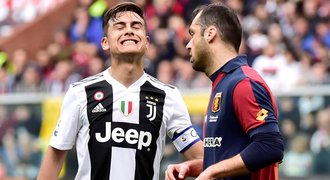 Juventus poprvé v lize padl, Ronaldo nehrál. Milánské derby pro Inter