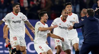 Real zničil APOEL 6:0 a jde dál, Sevilla proti Liverpoolu vstala z mrtvých