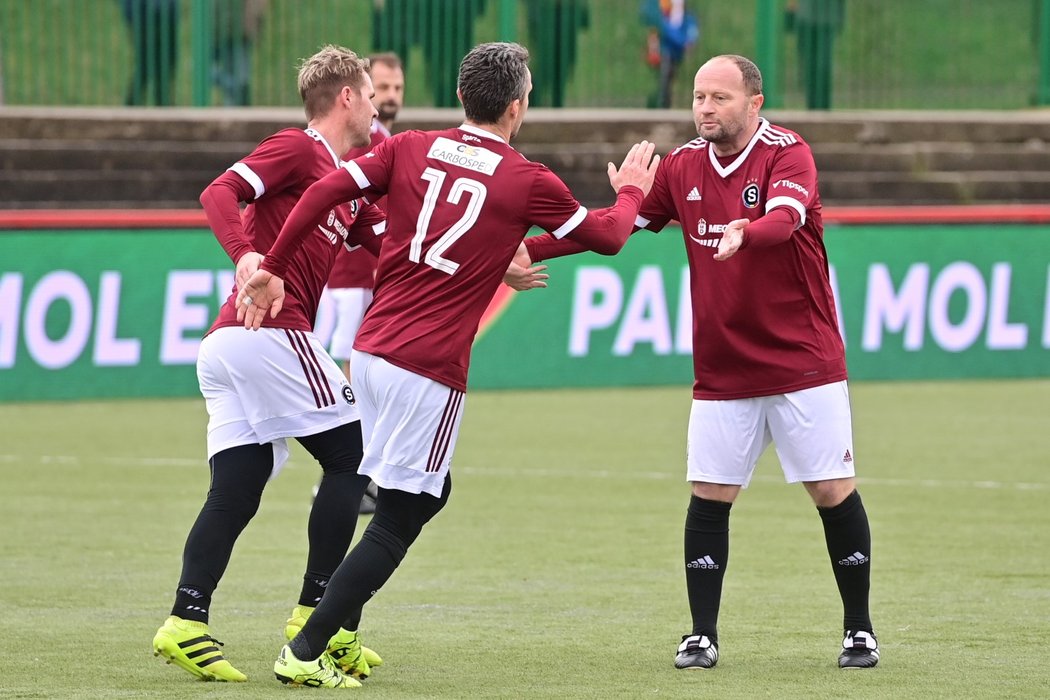 Lukáš Zelenka už se více než fotbalu věnuje rodině. Jeho malá dcerka ale v tomto sportu také našla zalíbení