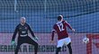 David Lafata dává jeden ze svých pěti gólů v Silvestrovském derby
