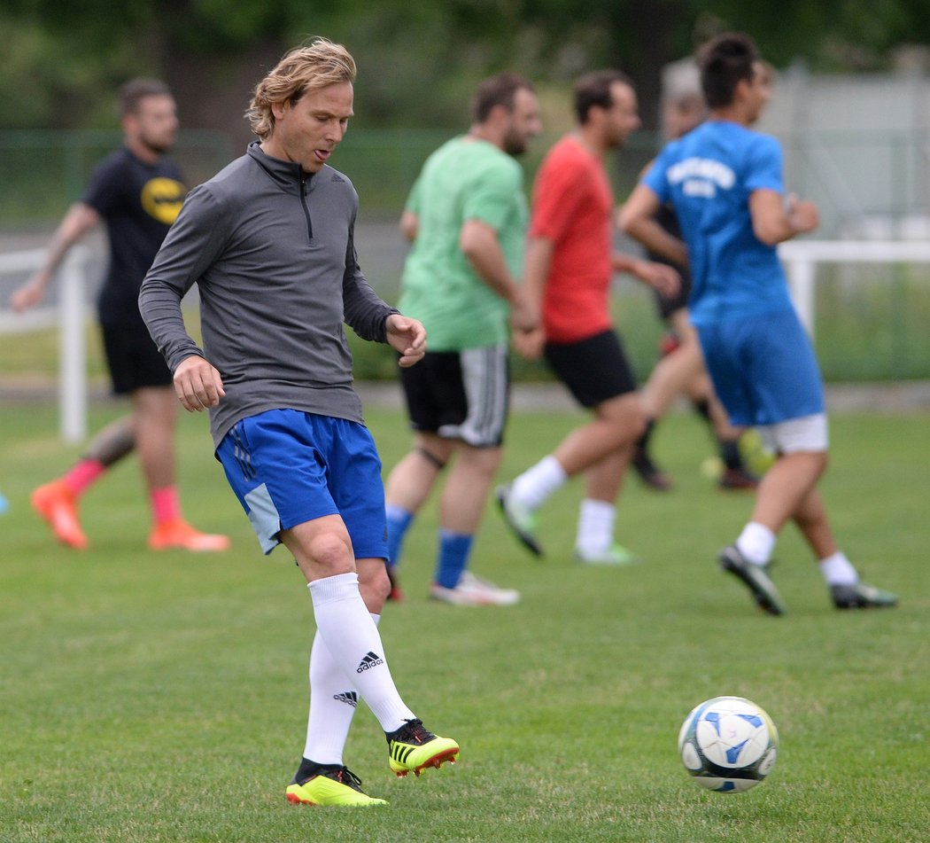 Pavel Nedvěd na tréninku Skalné před sobotním zápasem