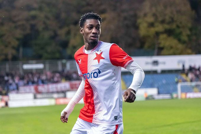 Cham ukázal Slavii odvrácenou tvář: dozadu nejevil zájem. Je variantou pro Barcelonu? Cham ukázal Slavii odvrácenou tvář: dozadu nejevil zájem. Je variantou pro Barcelonu?